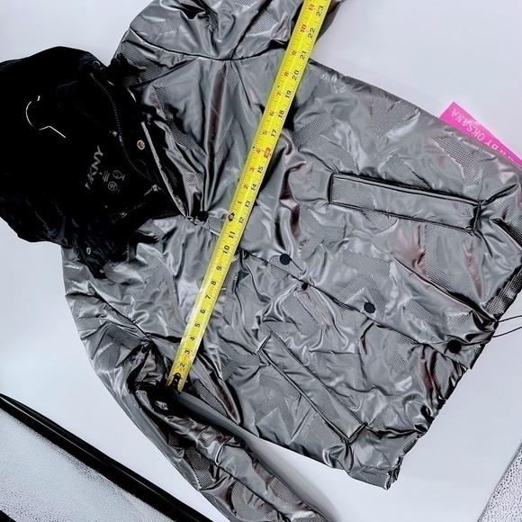 DKNY Men's Water Resistant Bomber Hooded Jacket Print Size S NWT - Picture 6 of 12